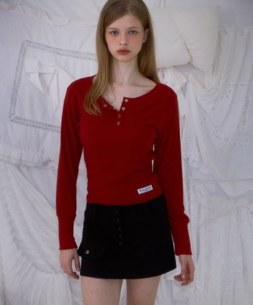 Eyelet Henley-neck Long Sleeve [Red]