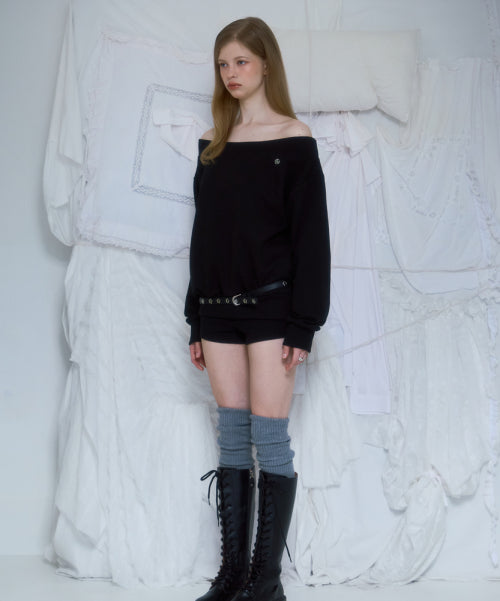 Off Shoulder Sweatshirt [Black]