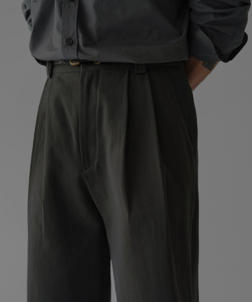 TWO TUCK COTTON WIDE PANTS [CHARCOAL]