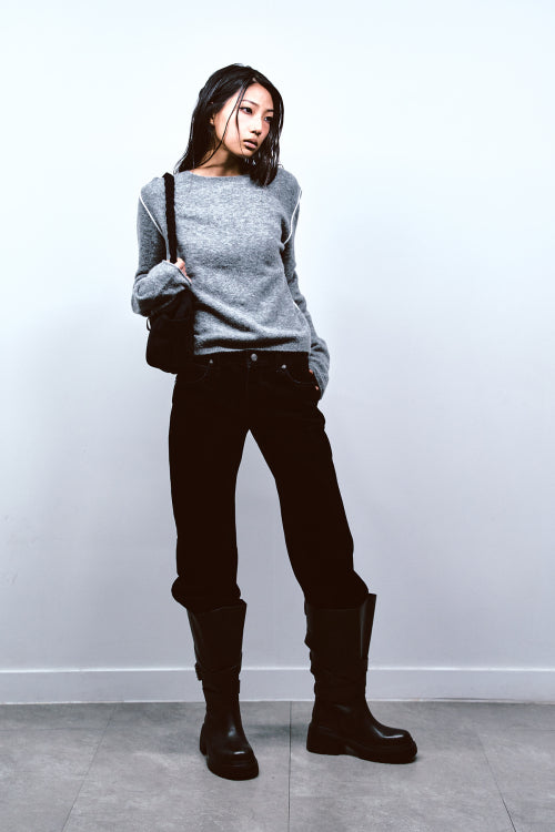 VELVET WASHED BOOT CUT DENIM PANTS IN BLACK