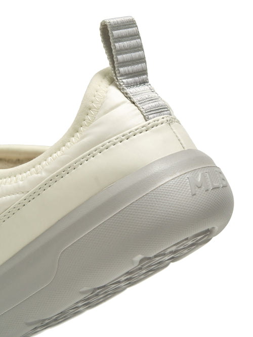 Curved padded slip-on NY (Ivory)