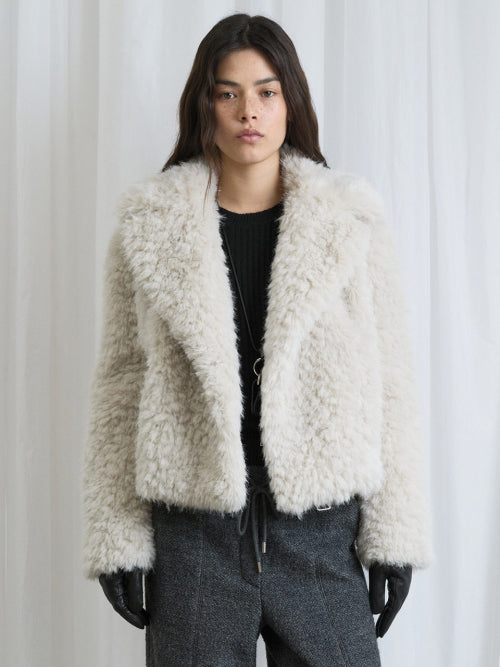 Wide-Collar Fur Jacket in Ivory VF5WJ102-03