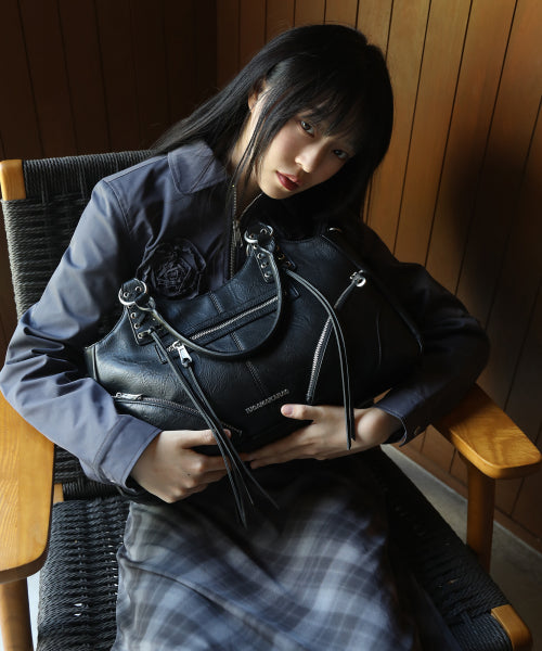 Eyelet Leather Fringe Bag (Black)