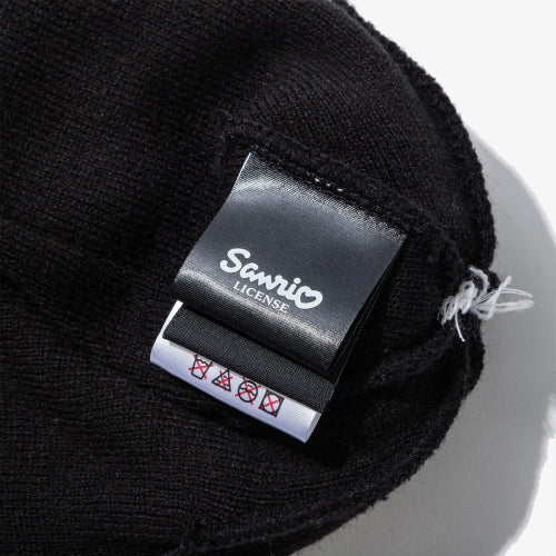 K POMPON BEANIE NE X HELLO KITTY BLK
