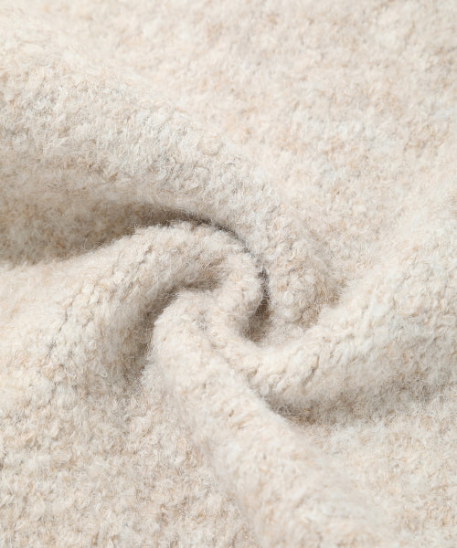 WOMAN CLOVER HEART WIDE BOUCLE MUFFLER