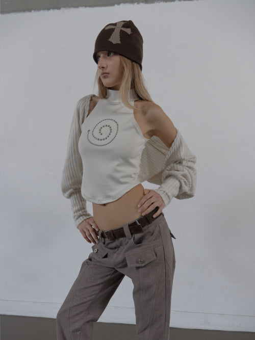 CROSS STUDDED BEANIE / BROWN