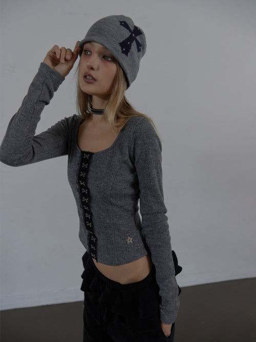 CROSS STUDDED BEANIE / MELANGE GRAY