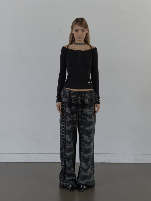 FRILL EYELET SWEATPANTS / CAMO