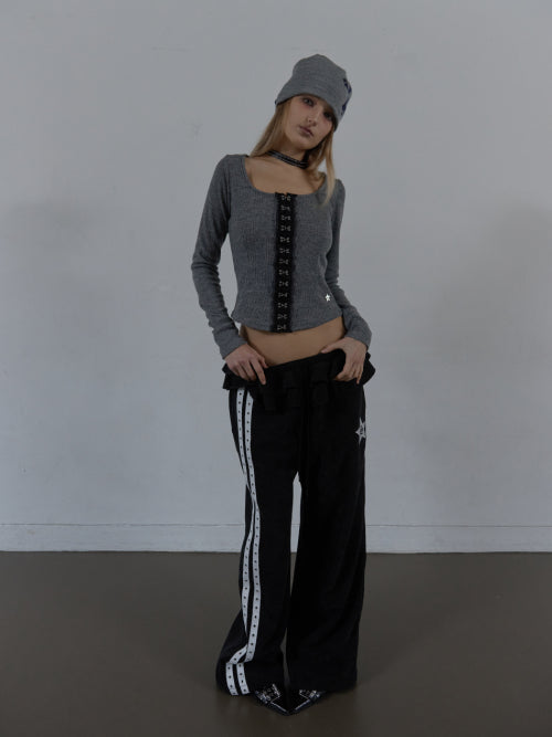 FRILL EYELET SWEATPANTS / BLACK