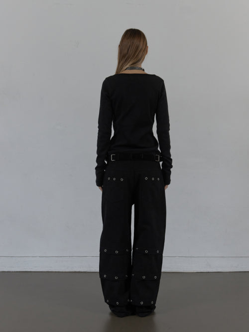 STAR BUTTON TOP / BLACK