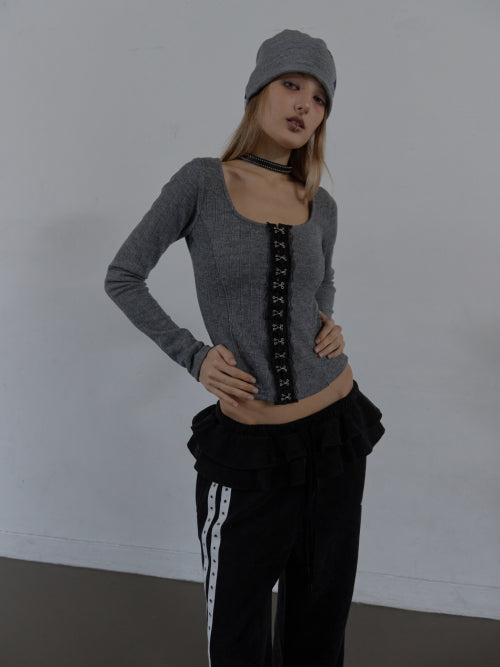 HOOK LONG SLEEVE TOP / CHARCOAL
