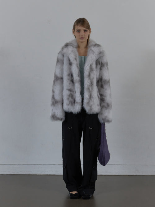 FAUX FUR JACKET / WHITE