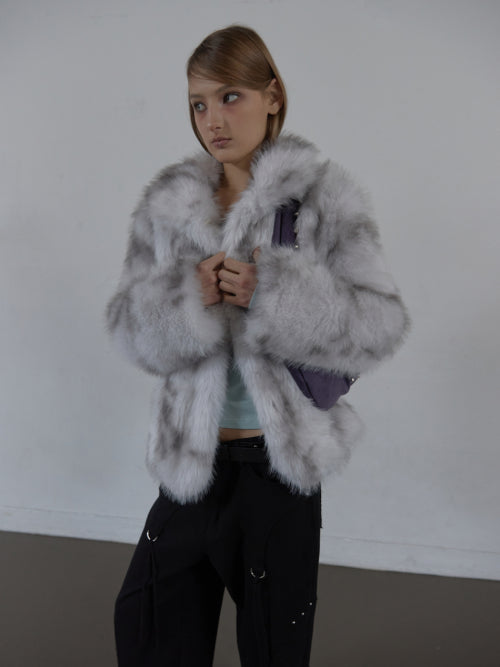 FAUX FUR JACKET / WHITE