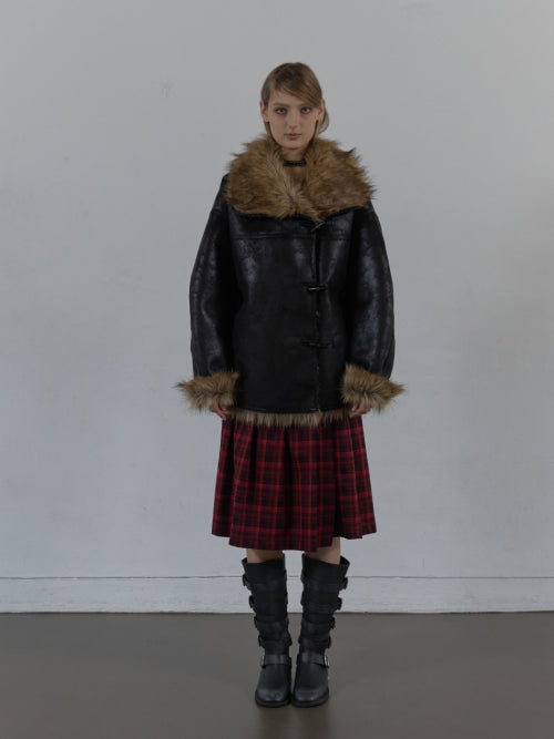 DUFFLE MUSTANG JACKET / BLACK