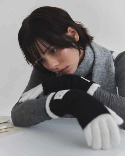 [Ozzy x LOPA Seoul] Two Way Gloves FLOTFF4A09