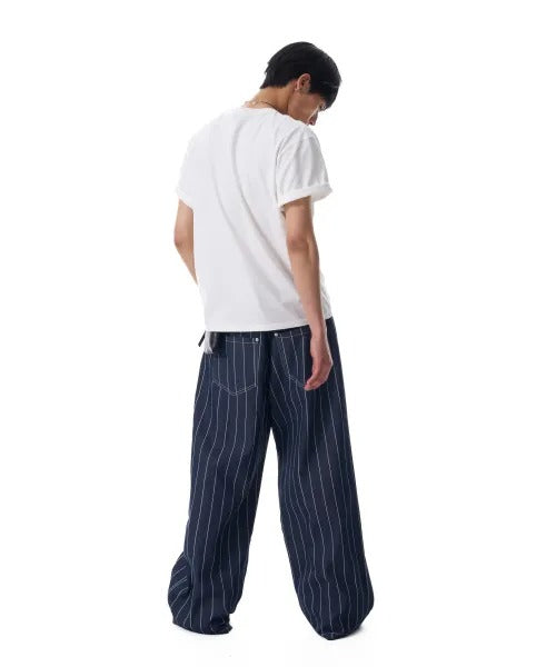 ★[aespa KARINA Worn] 【AAKAM】Striped Cinch Back Denim Pants (Blue)