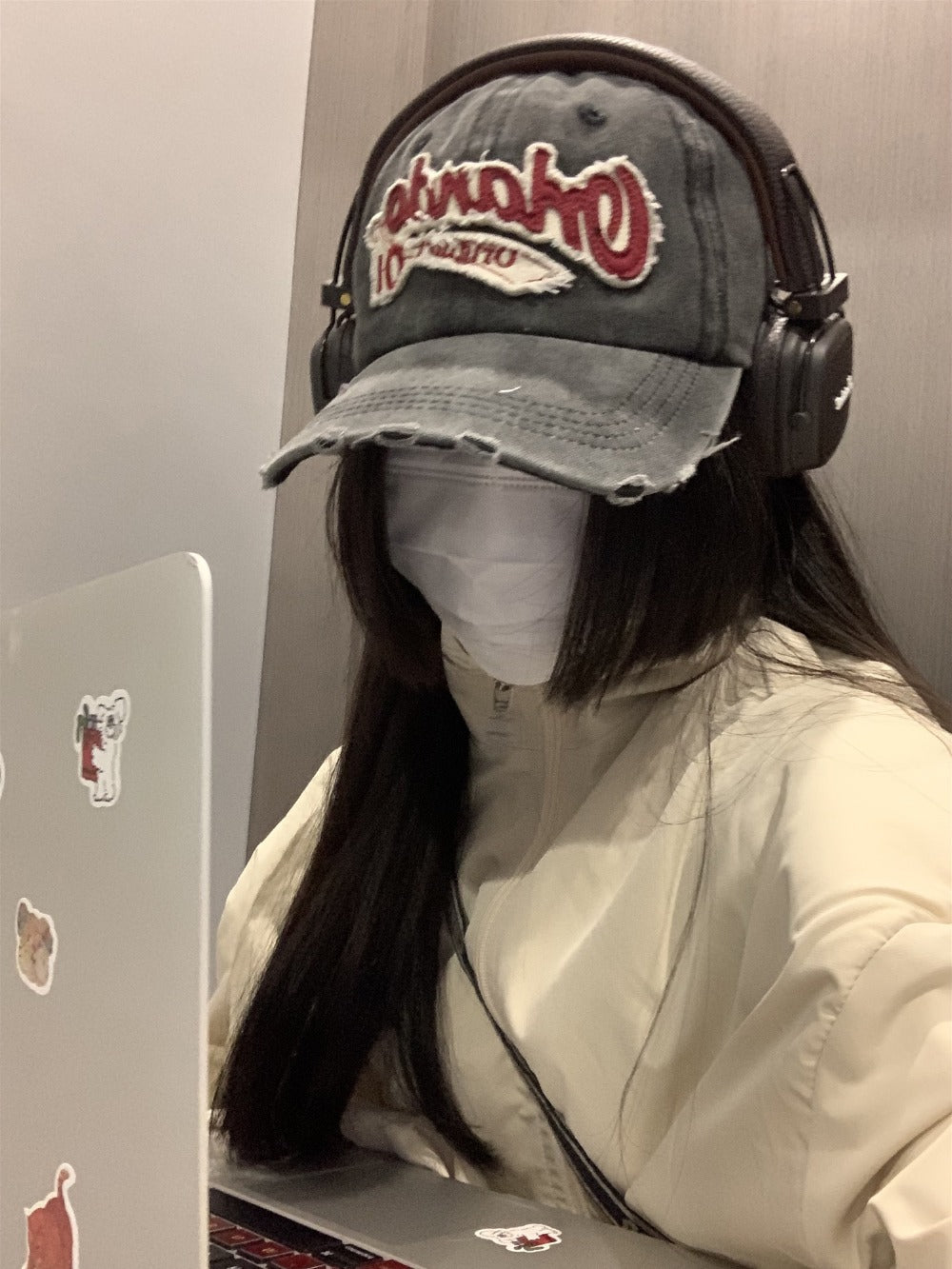 ★[ZEROBASEONE Zhang Hao Worn] vintage damage ball cap
