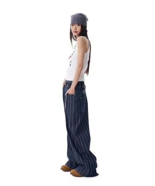 ★[aespa KARINA Worn] 【AAKAM】Striped Cinch Back Denim Pants (Blue)