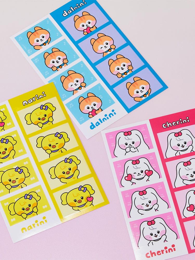 minive mini four cut sticker