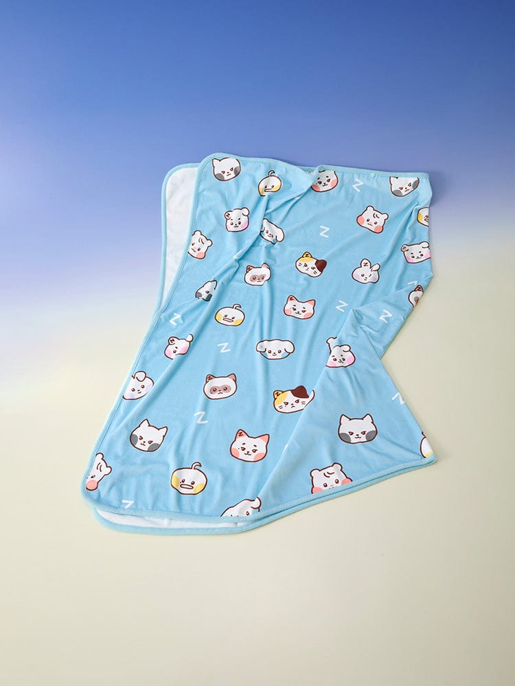 ZEROBASEONE, a blanket