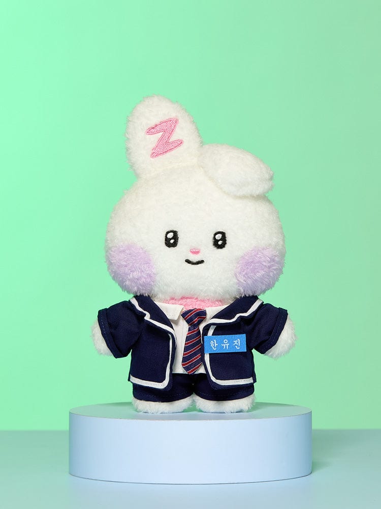ZEROBASEEONE ZERO's school uniform closet